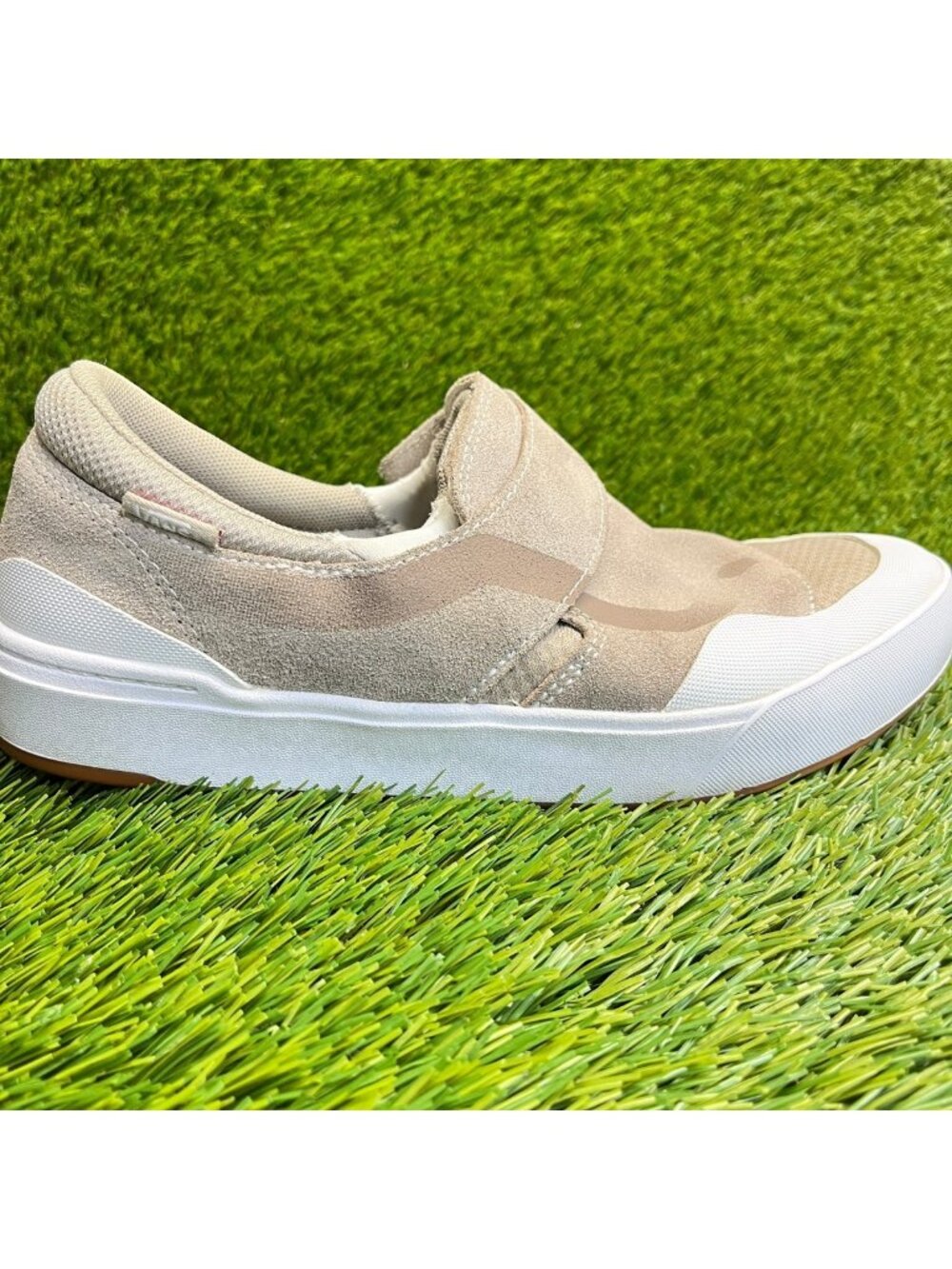 Vans Slip-On EXP Pro Mens Size 8 Beige White Athletic Skateboard Shoes Sneakers